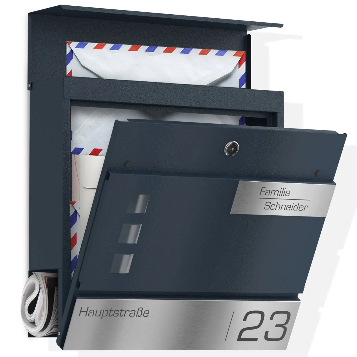 Modernes Design Briefkasten Funk in Anthrazit mit personalisierter Lasergravur und Zeitungsrolle